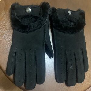 UGG Black Real Dyed Shearling Sheepskin  Gloves